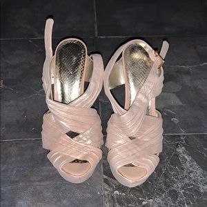 Jessica Simpson pink pumps